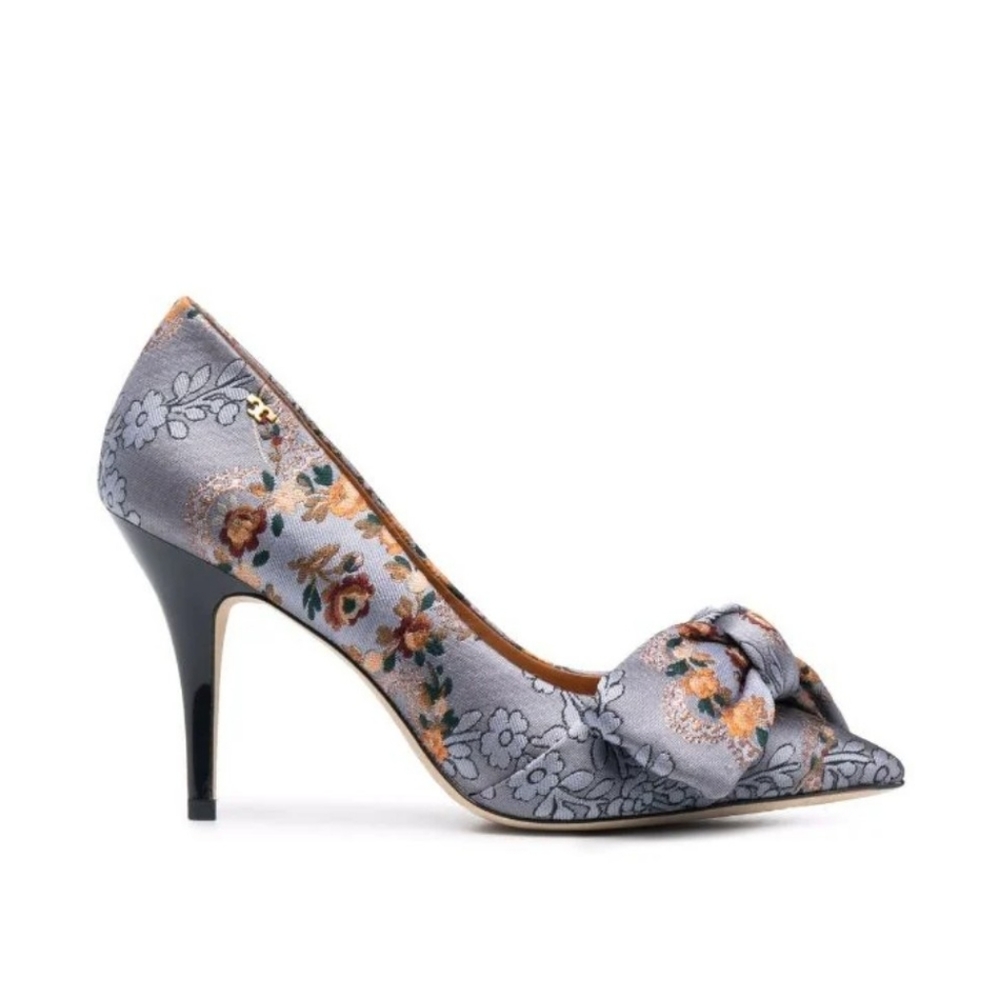 Tory Burch. 8.5. Baby blue floral brocade. Your Spring 2023 Statement Shoes 👠👜
